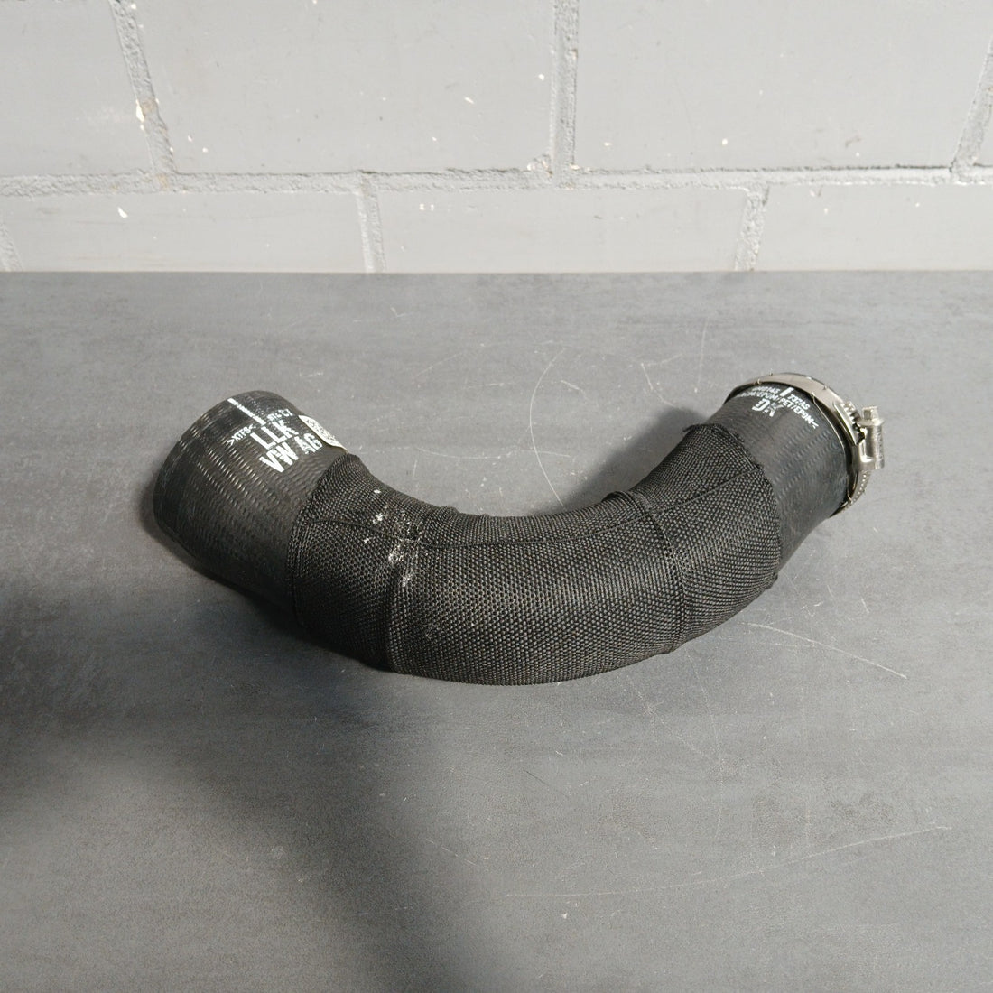 Schlauch Ladeluftschlauch Druckschlauch - VW Touareg III 3.0 TFSI - 4M0145737AS