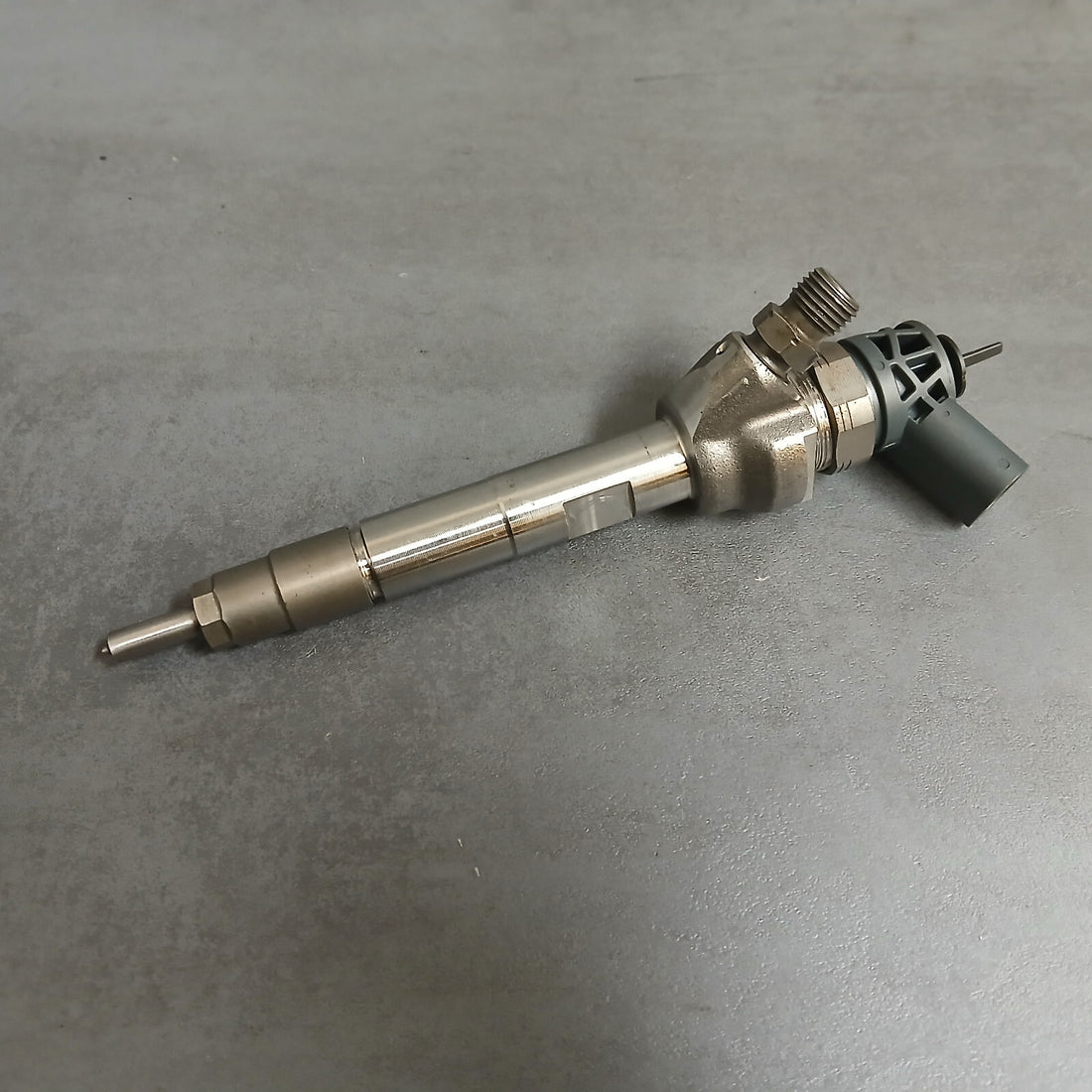 BOSCH Einspritzdüse | BMW Mini B47 B47D20A | 8514146 0445110613