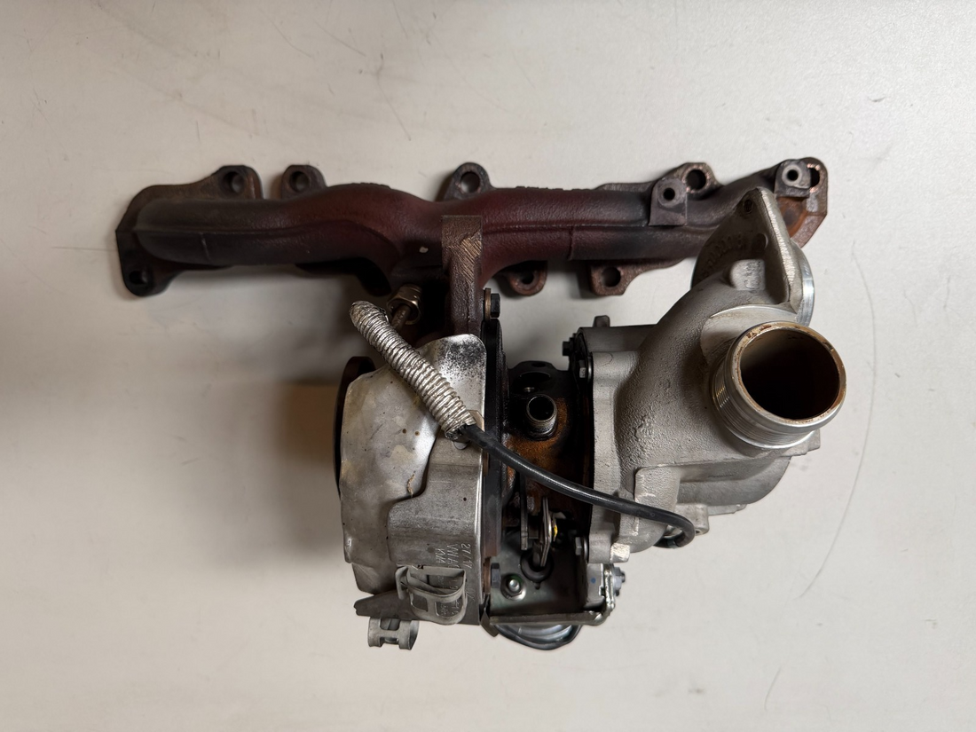 Turbolader VW Audi Seat Skoda Diverse 2.0 TDI 04L253010B NUR 77 TKm