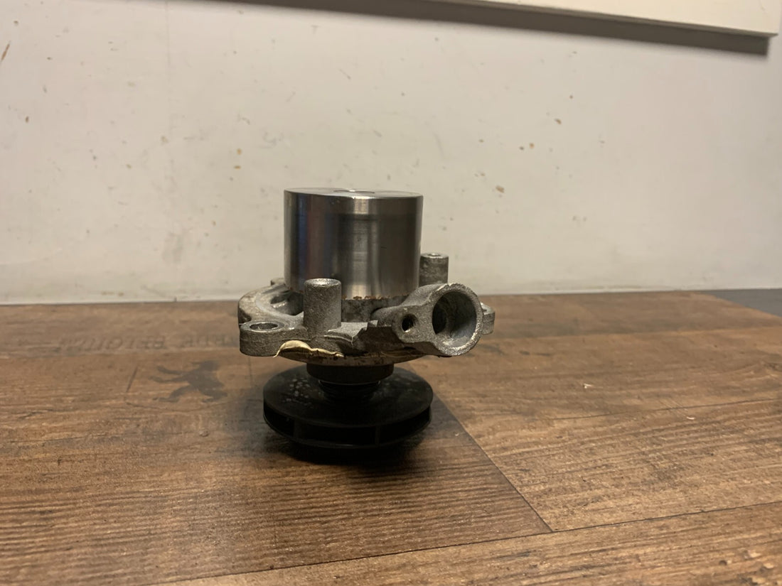 Original VW Crafter 2.0 TDI Wasserpumpe V10-50099