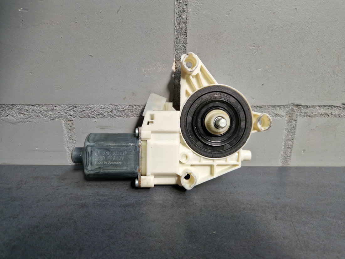 Fensterhebermotor vorne links Mercedes-Benz E-Klasse W212 A2129066802