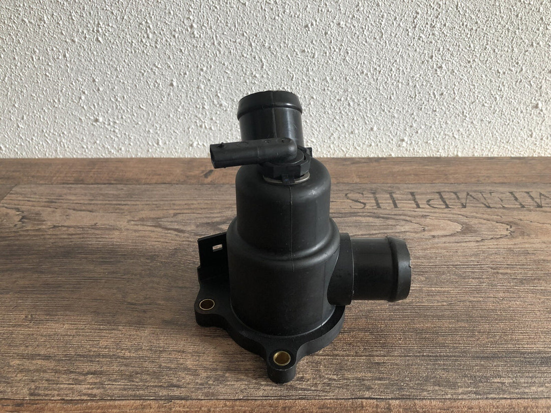 Thermostatgehäuse Mercedes Sprinter 2,2 CDI W910 A6512001100
