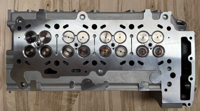 Zylinderkopf + Nockenwellen & Montage Satz Iveco New Daily VI NEU 5802114243