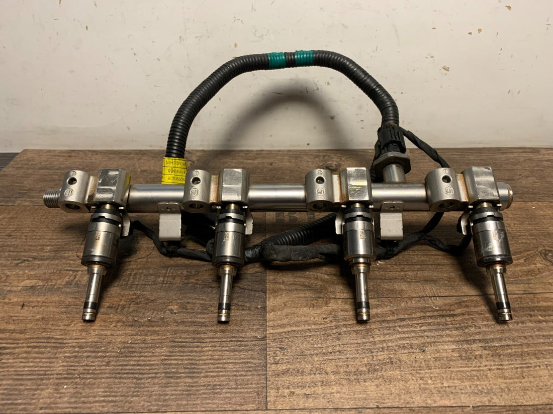 Original Kia Hyundai 1.6 Benzin Einspritzleiste & Einspritzdüsen 35350-2B380