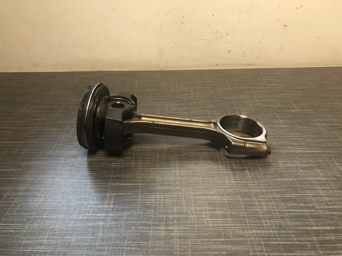Original Renault Master III 2,3 dCi M9T-716 Kolben Pleuel 120A13521R