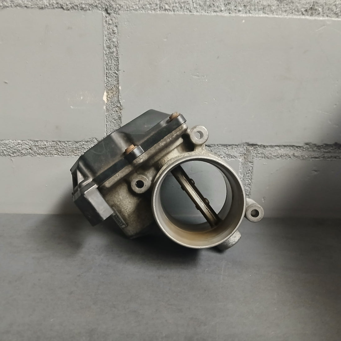 Original VW T5 T6 2.0 TDI Drosselklappe 03L128063H