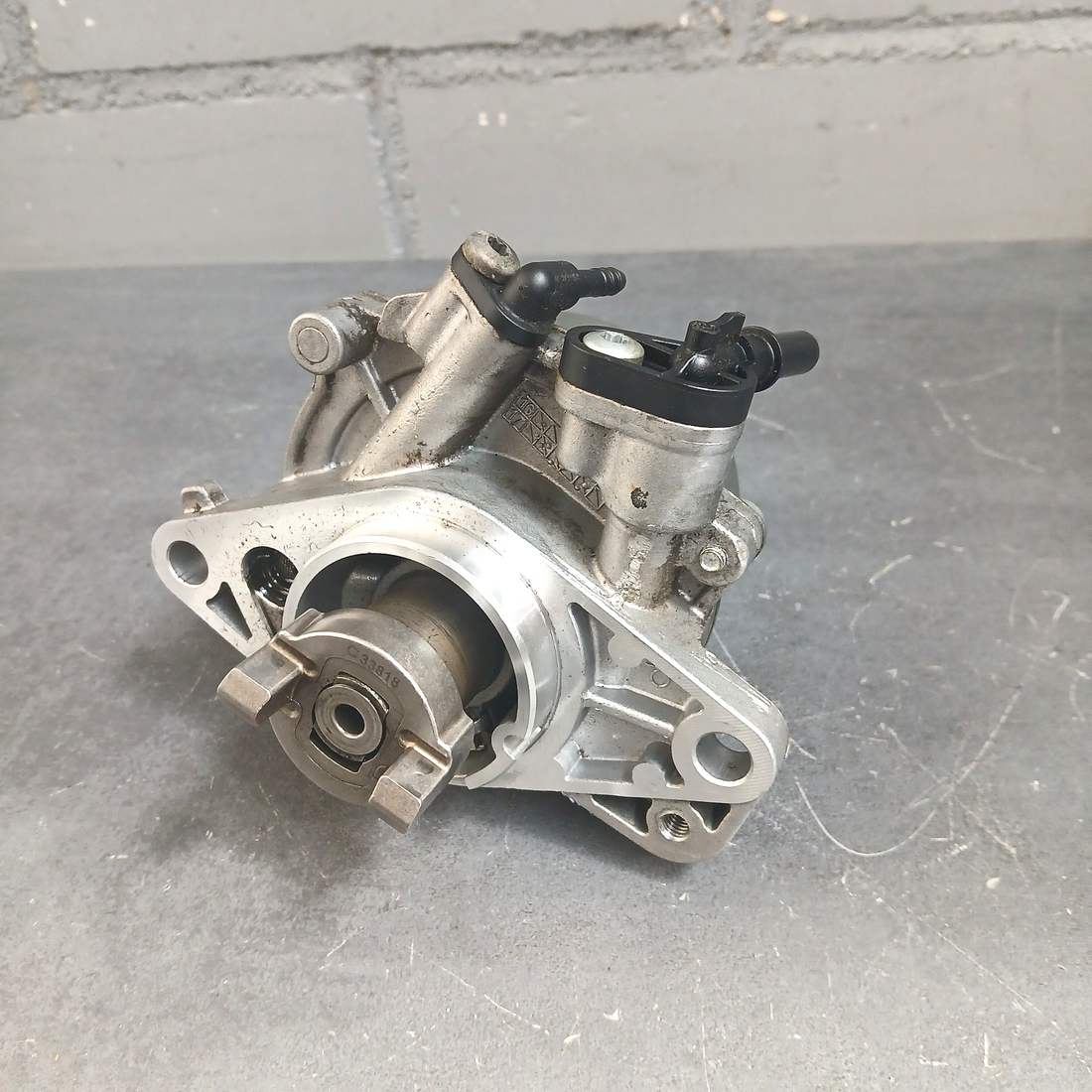 Ford Ka Opel Corsa Vakuumpumpe 55268636