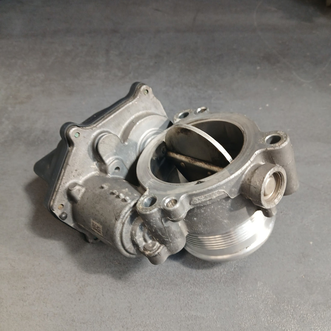 Original VW Drosselklappe Transporter/Caravelle T6 2017 04L128063KV270