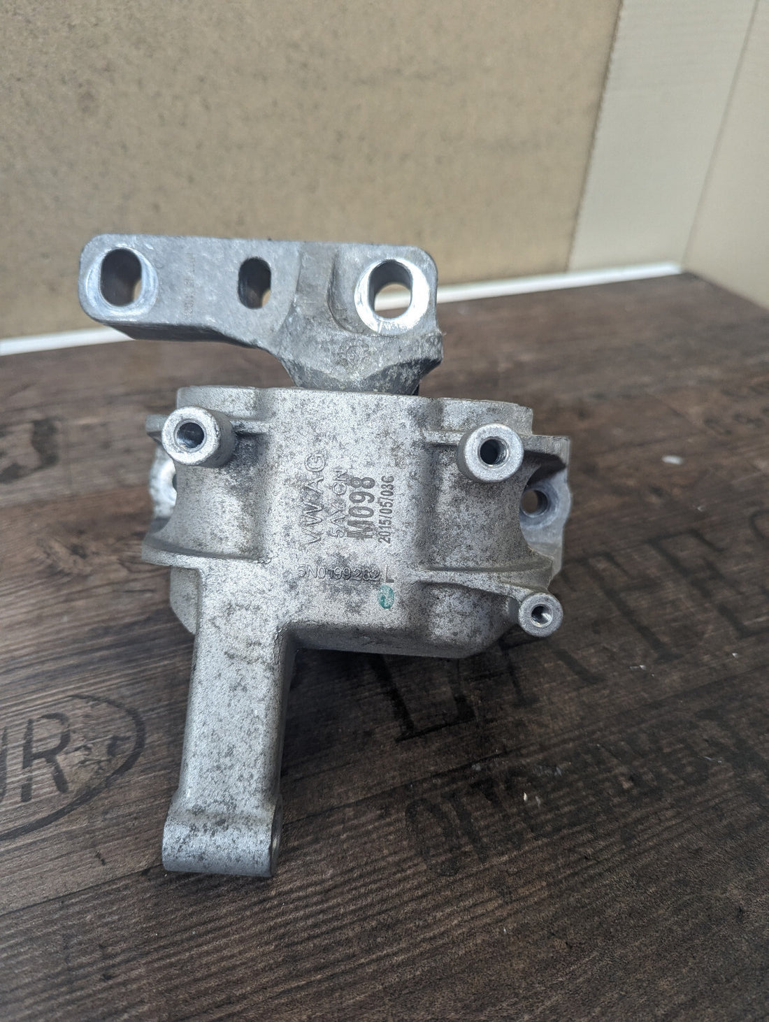 Motorhalter Motorlager VW Tiguan 5N0199262L