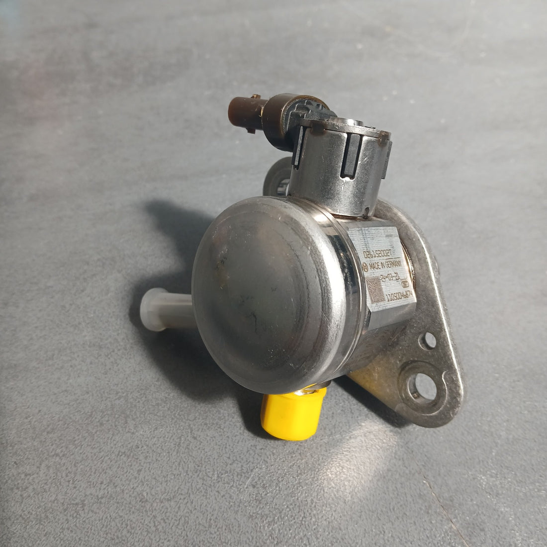 Hochdruckpumpe PSA Opel Peugeot Citroen 9841157780