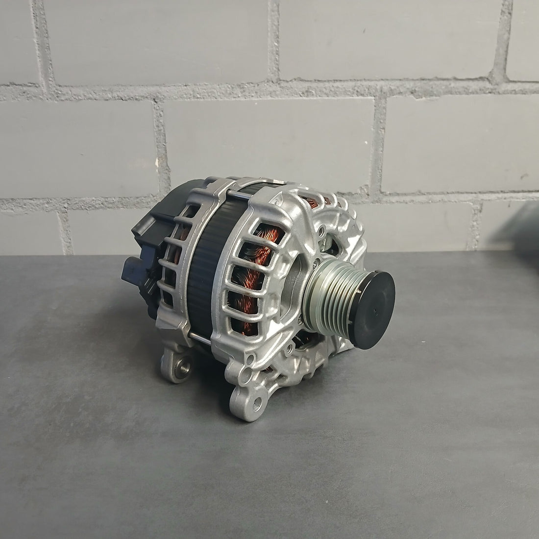 - Lichtmaschine - Neu & Original - VW Skoda Seat Audi T6 2.0 TDI - 03H903026C