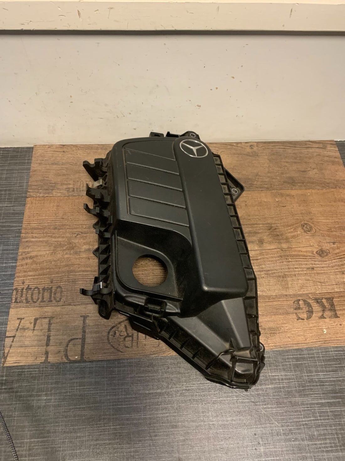 Mercedes Benz Motorabdeckung A6260100067
