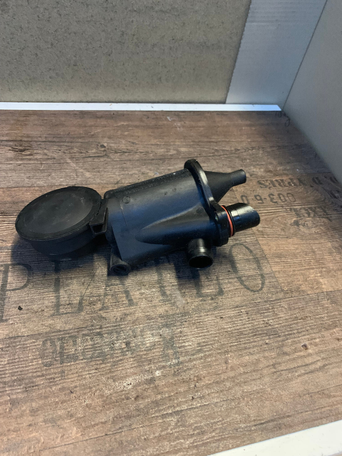 Original Porsche Cayman Ölasbscheider Kurbelwellengehäuseentlüftung 99610702602