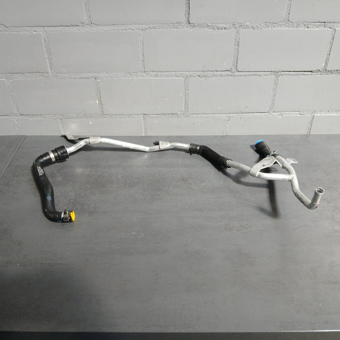 Klimaleitung Kältemittelleitung - VW Touareg 3 III 3.0 TFSI - 4M0121485BQ