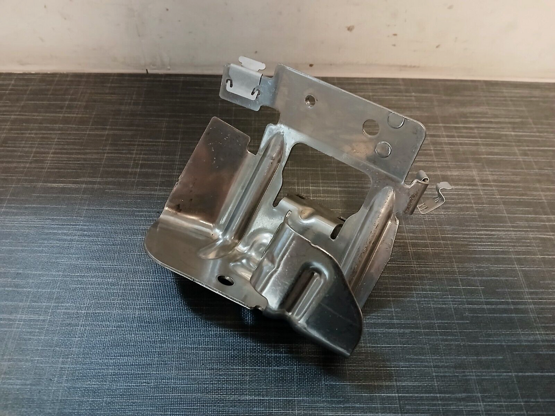Original VW Audi Seat Skoda Halterung Halter Katalysator 05E131552L