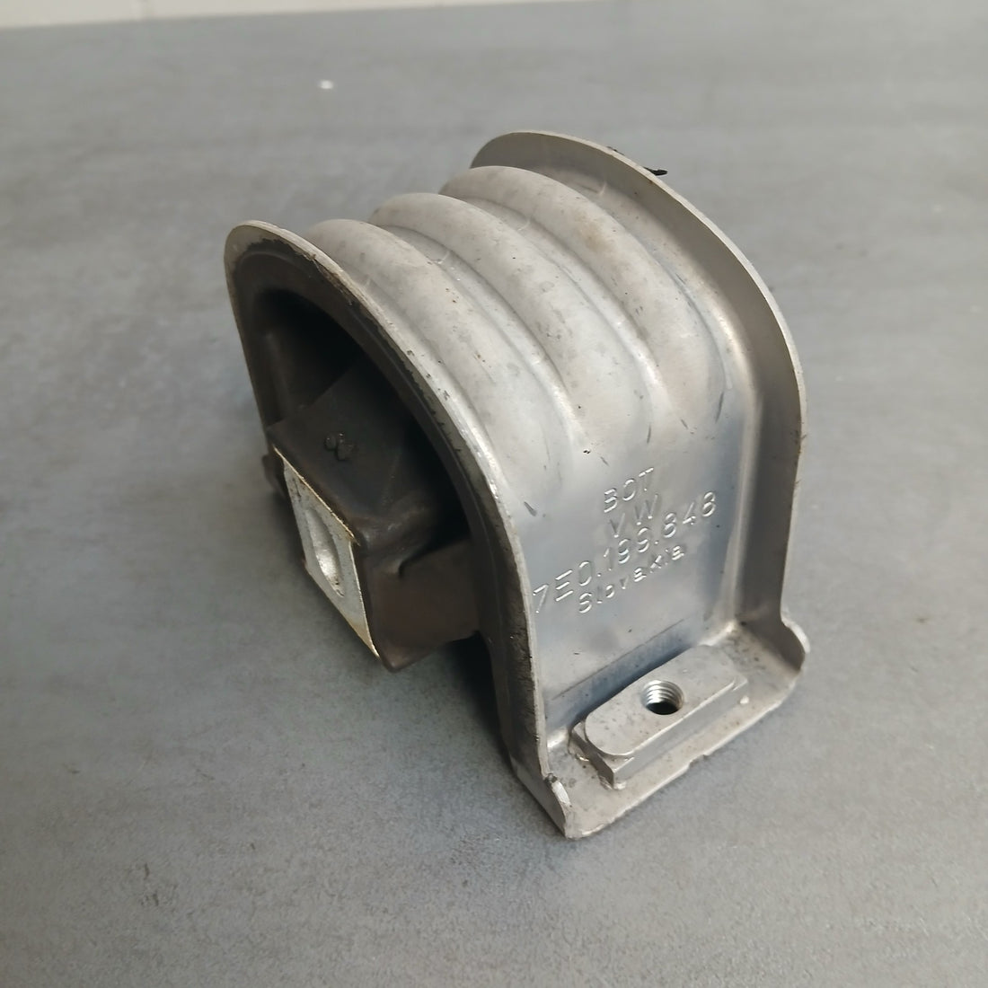 OriginalVW Motorlager Motorhalter Motorstütze Multivan T6 2.0TDI 7E0199848