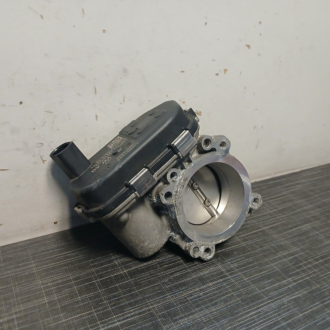 Drosselklappe VW Skoda Audi Seat 1.5 TFSI 04E133062Q