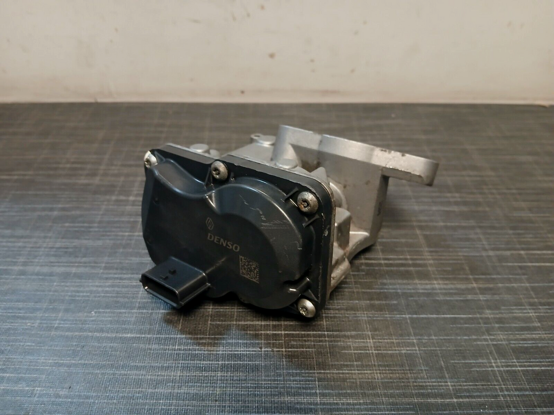 Original Renault Mercedes Nissan AGR-Ventil 147102557R