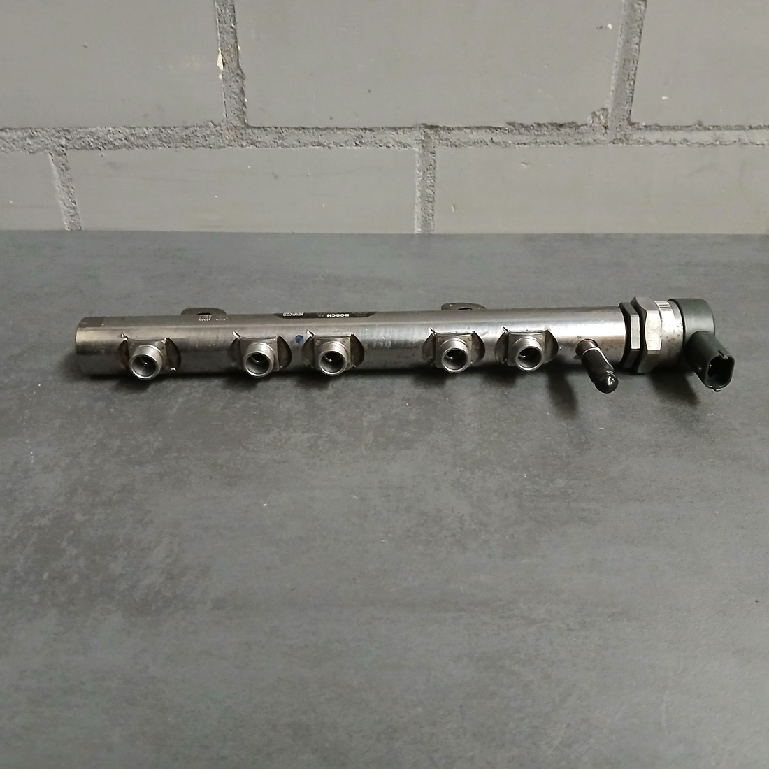 BOSCH Einspritzleiste Maserati Ghibli Quattroporte VI 3.0 D 35022119G