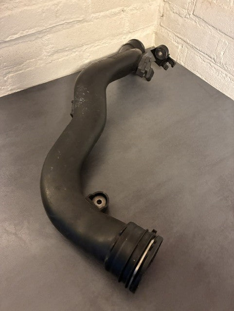 Ladedruckrohr für Volkswagen Tiguan Passat Jetta Golf 1K0145770AK