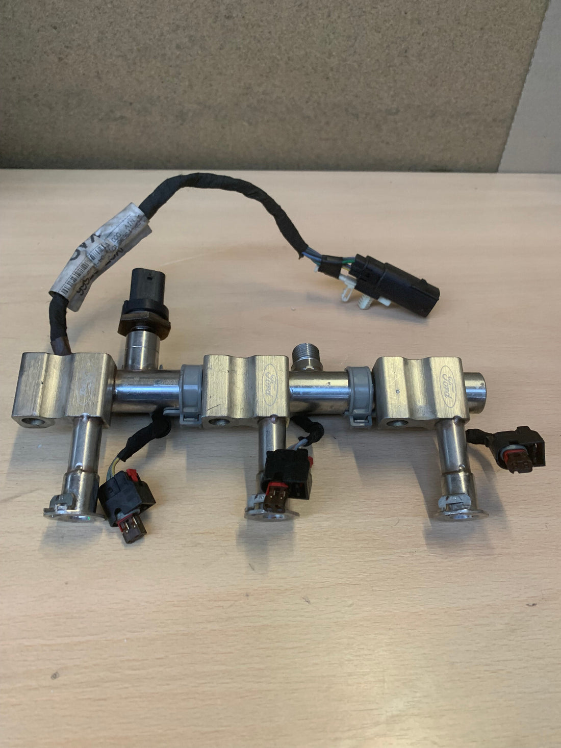 Original FORD Einspritzleitung H6BG-9D280-AB