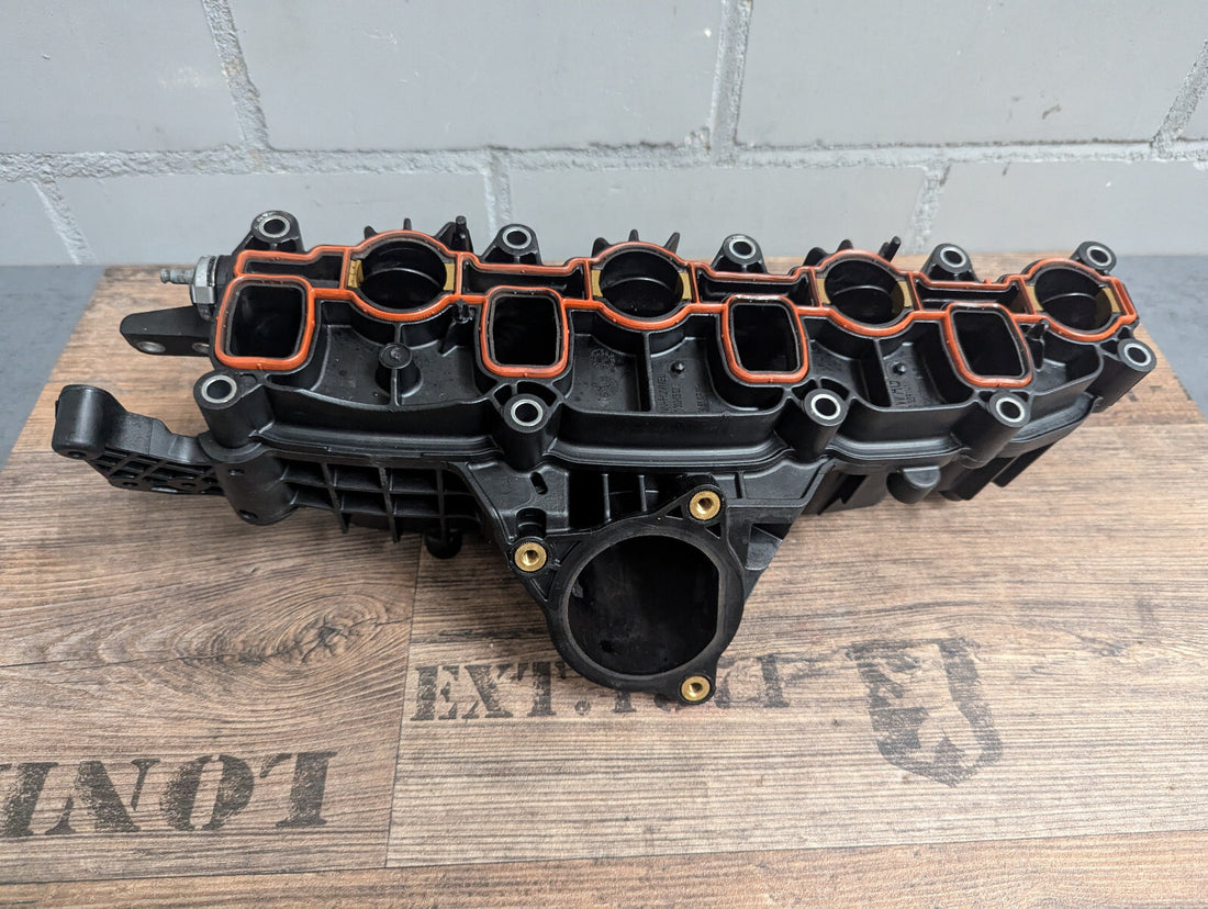 Ansaugstutzen VW Passat Skoda Audi 1030965S03 03L129711AG