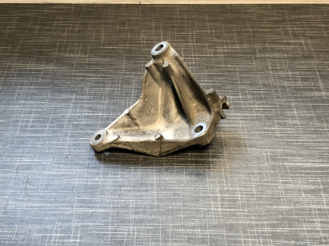 Motorhalter Renault Dacia Mercedes 1,3 TCE 11710757R A2822030244