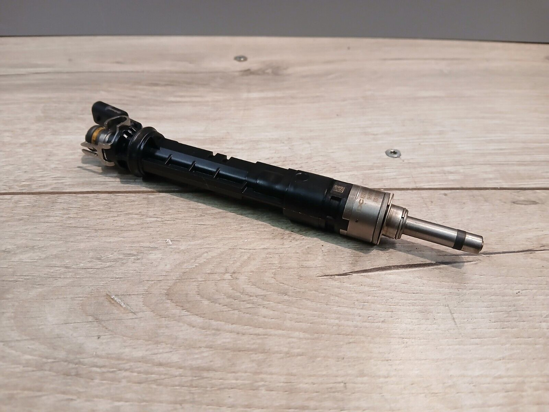 Einspritzdüse Einspritzventil Mercedes-Benz Dacia Renault A2820701000 166001525R