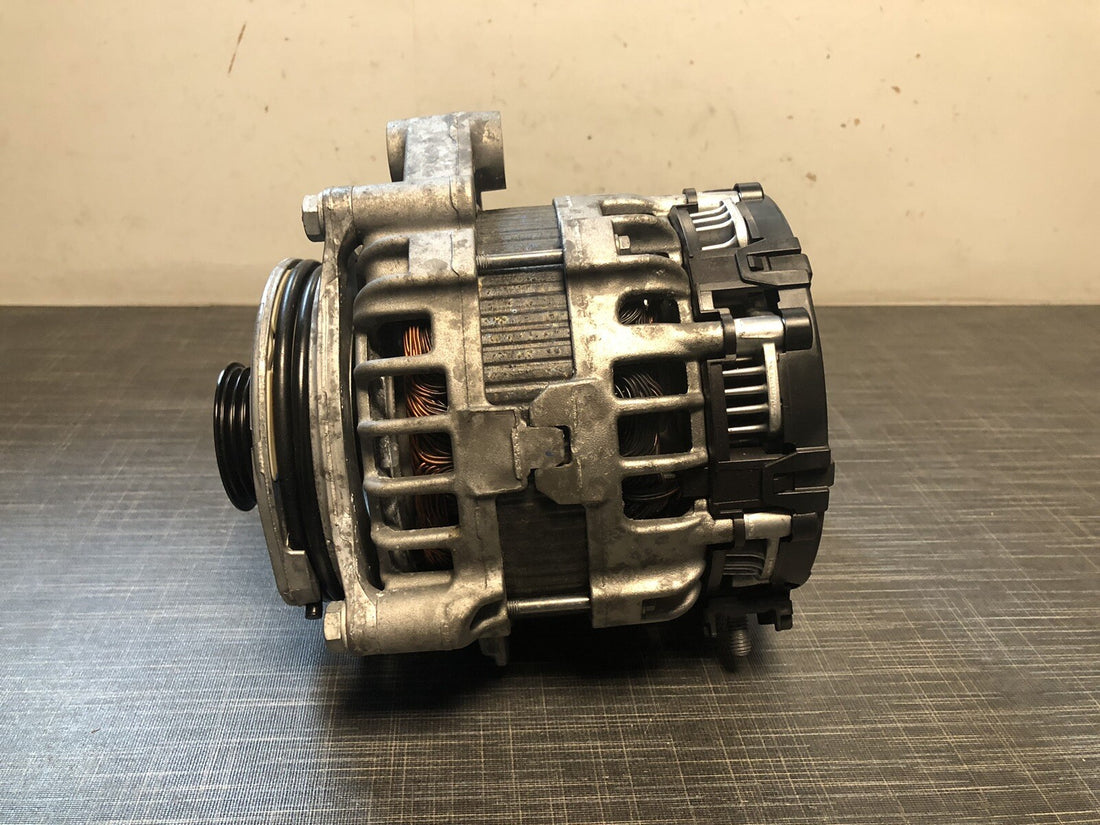 Original Lichtmaschine BMW 3er 4er G22 G82 M4 4,4 0125815004 8571358