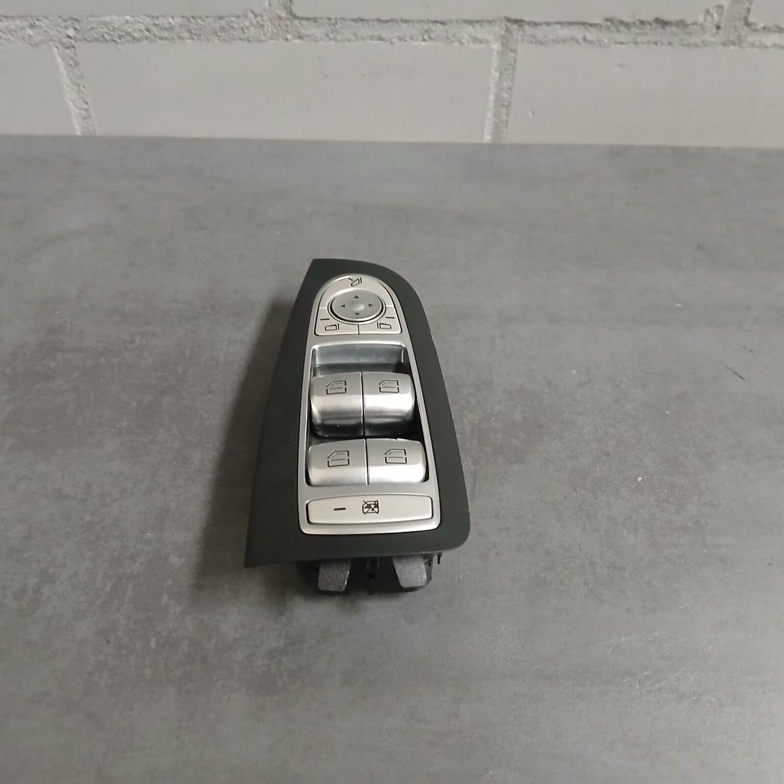 Original Mercedes-Benz Bedienelement Fenster vorne Links A2229056800