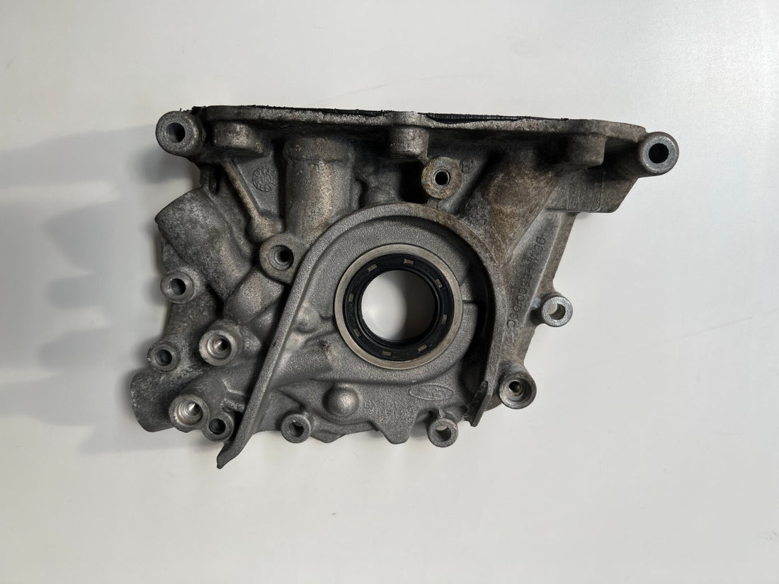 Ford Fiesta 1.25 SNJC Ölpumpe 96MM-600