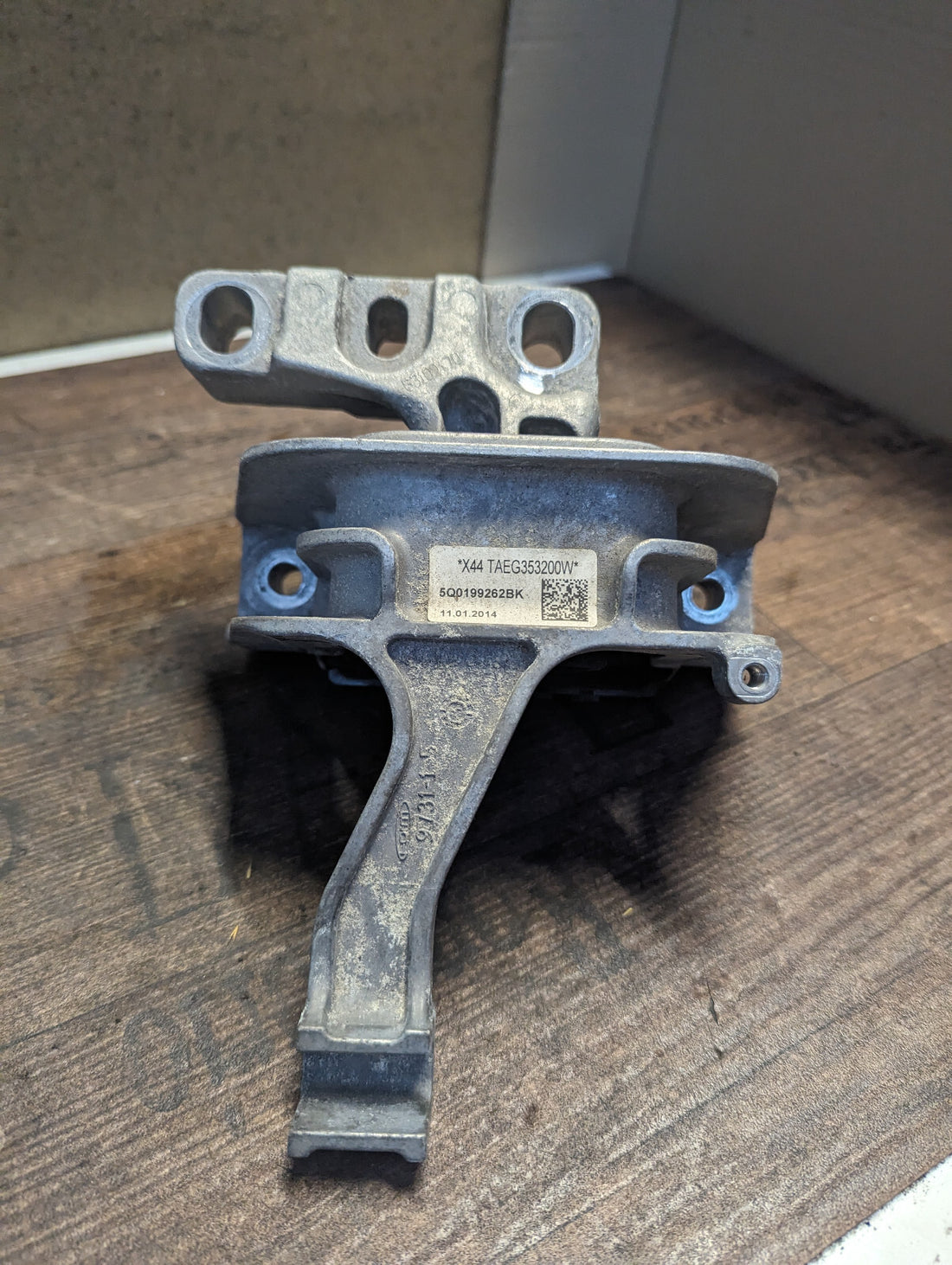 Motorhalter Motorlager VW Passat Touran Audi 5Q0199262BK