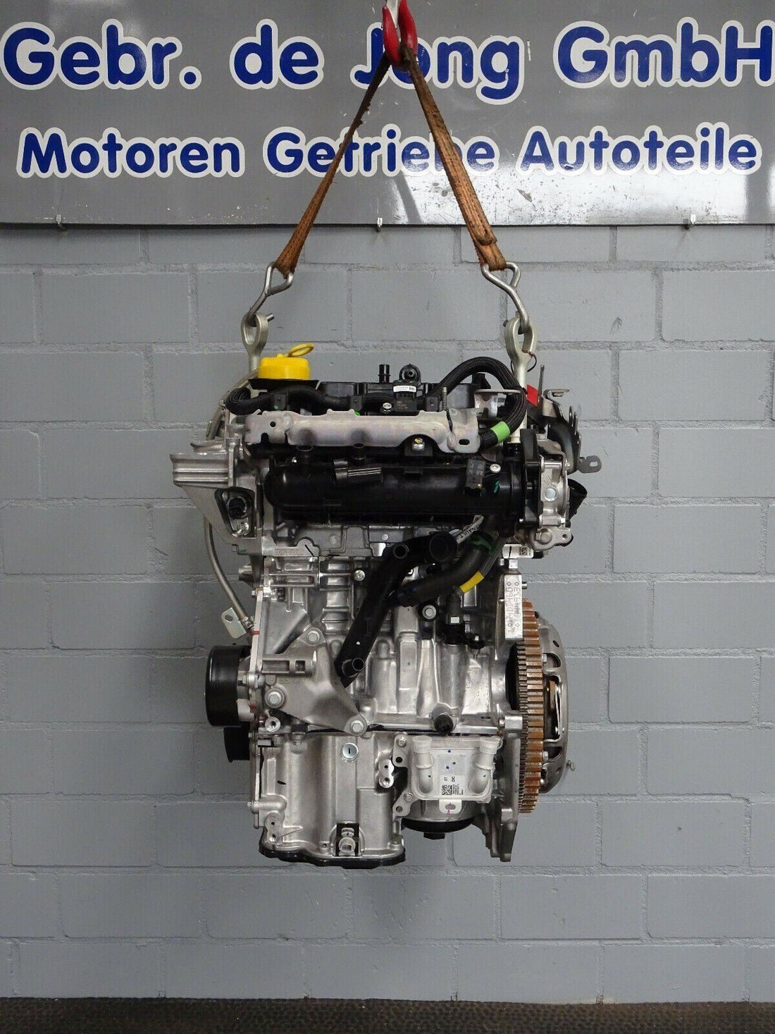 - - TOP - - Motor Renault Clio V 1.0 TCe - - H4D460 - - NEU - - 0 KM - -