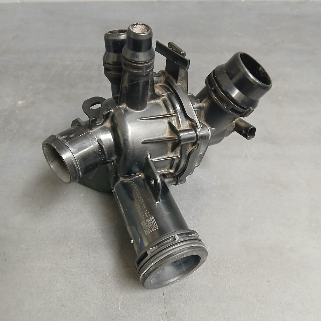 Original Land Rover Range Rover Thermostat Thermostatgehäuse K6D38575AA