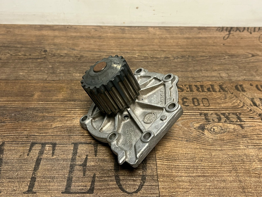 Original Volvo V60 2.0 D3 D4204T9 Wasserpumpe 31368420