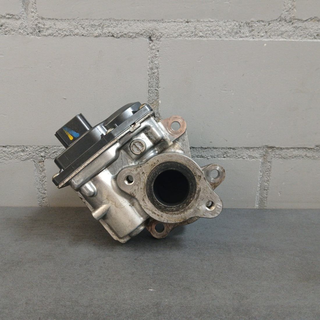 Renault Nissan Opel 2.3 dCi AGR-Ventil 147109869R