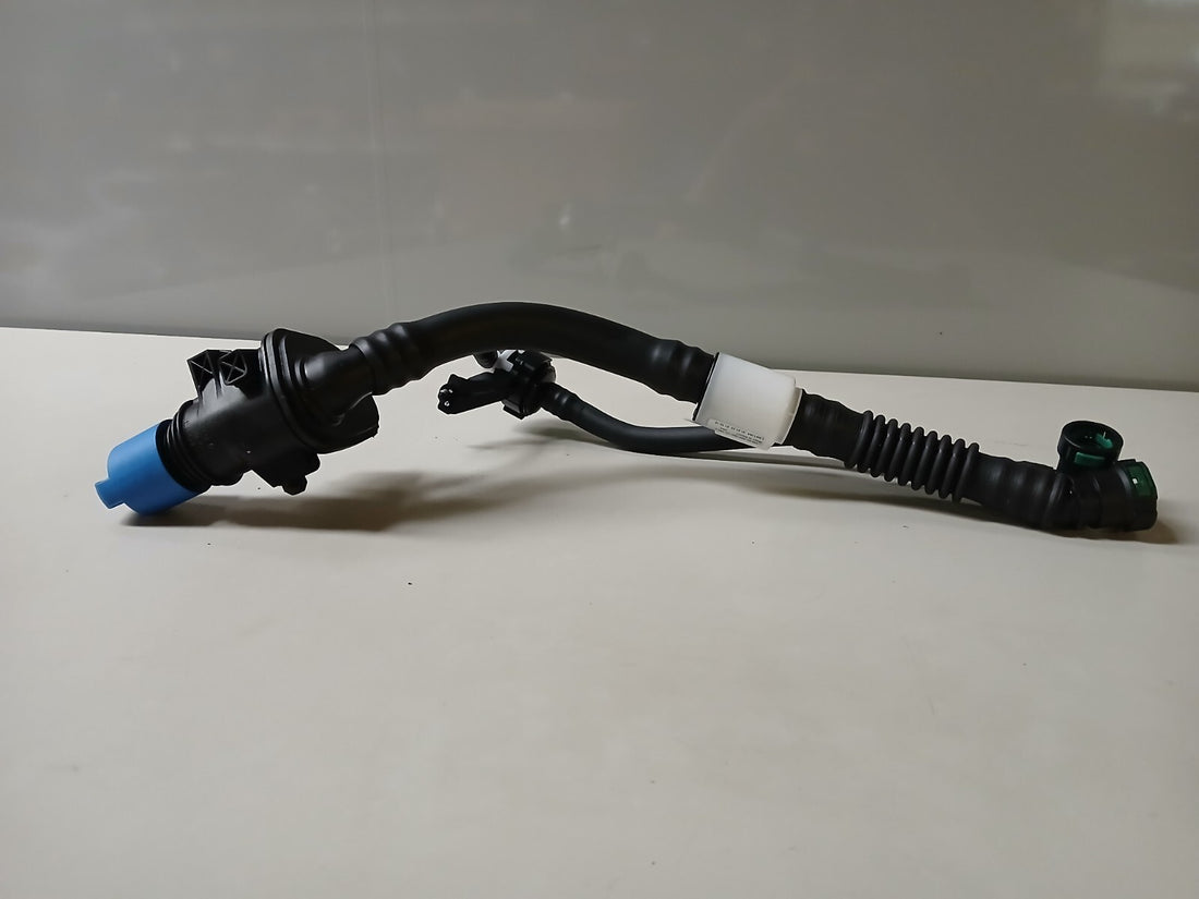 Original VW Audi Skoda Seat AdBlue Einfüllrohr für Reduktionsmittel 5Q0131965R