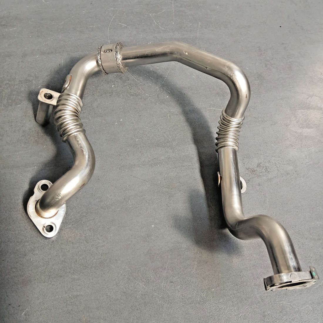 Original Mercedes Benz Abgasrohr AGR-Ventil Abgasrückführung A2711401212
