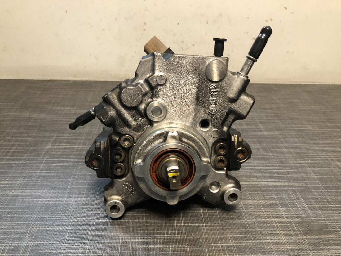 Chevrolet Captiva Opel Antara 2,2 CDTI Einspritzpumpe 28286124 25184341
