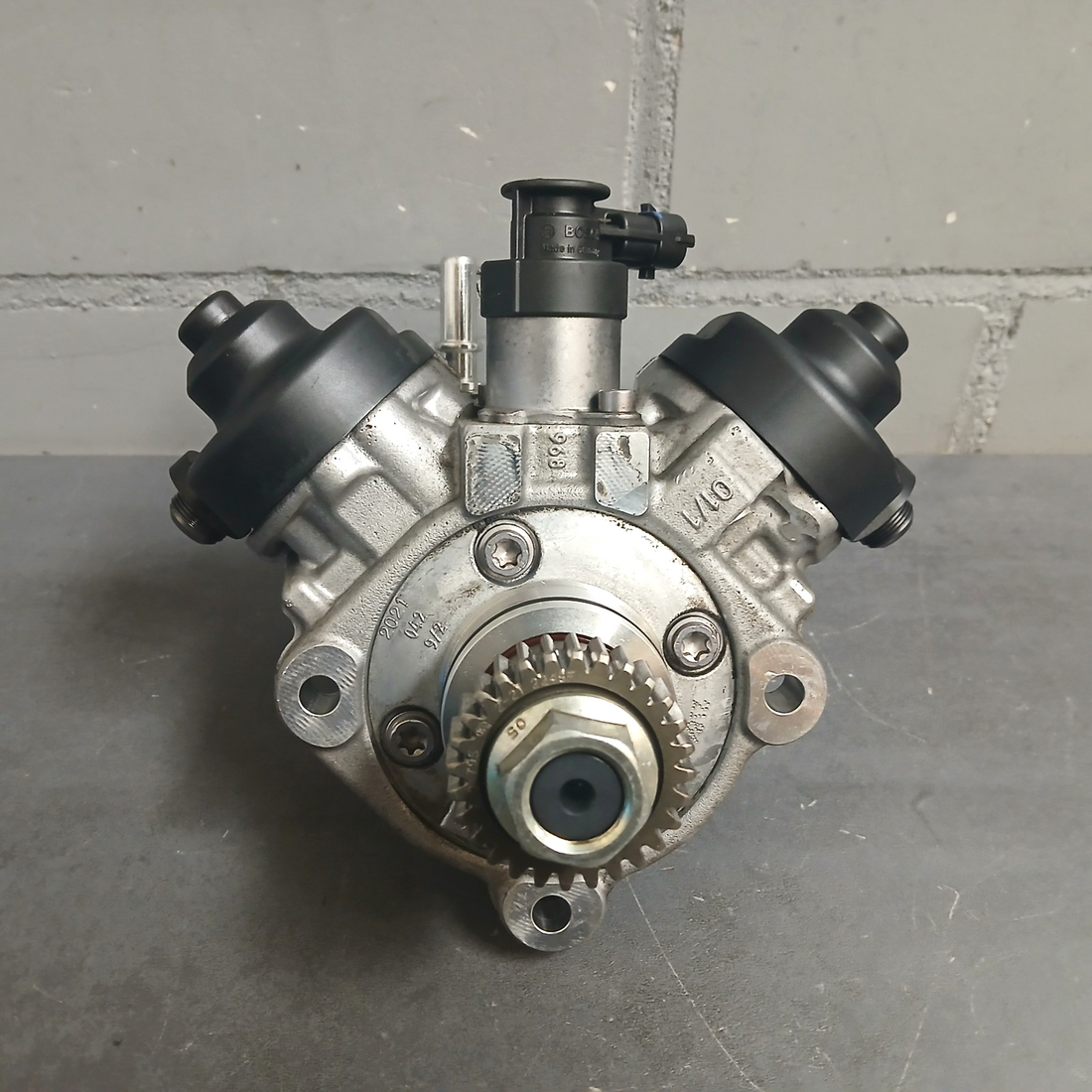 BOSCH Hochdruckpumpe | Maserati Levante Ghibli 3.0 V6 | 35022140F 0445010684