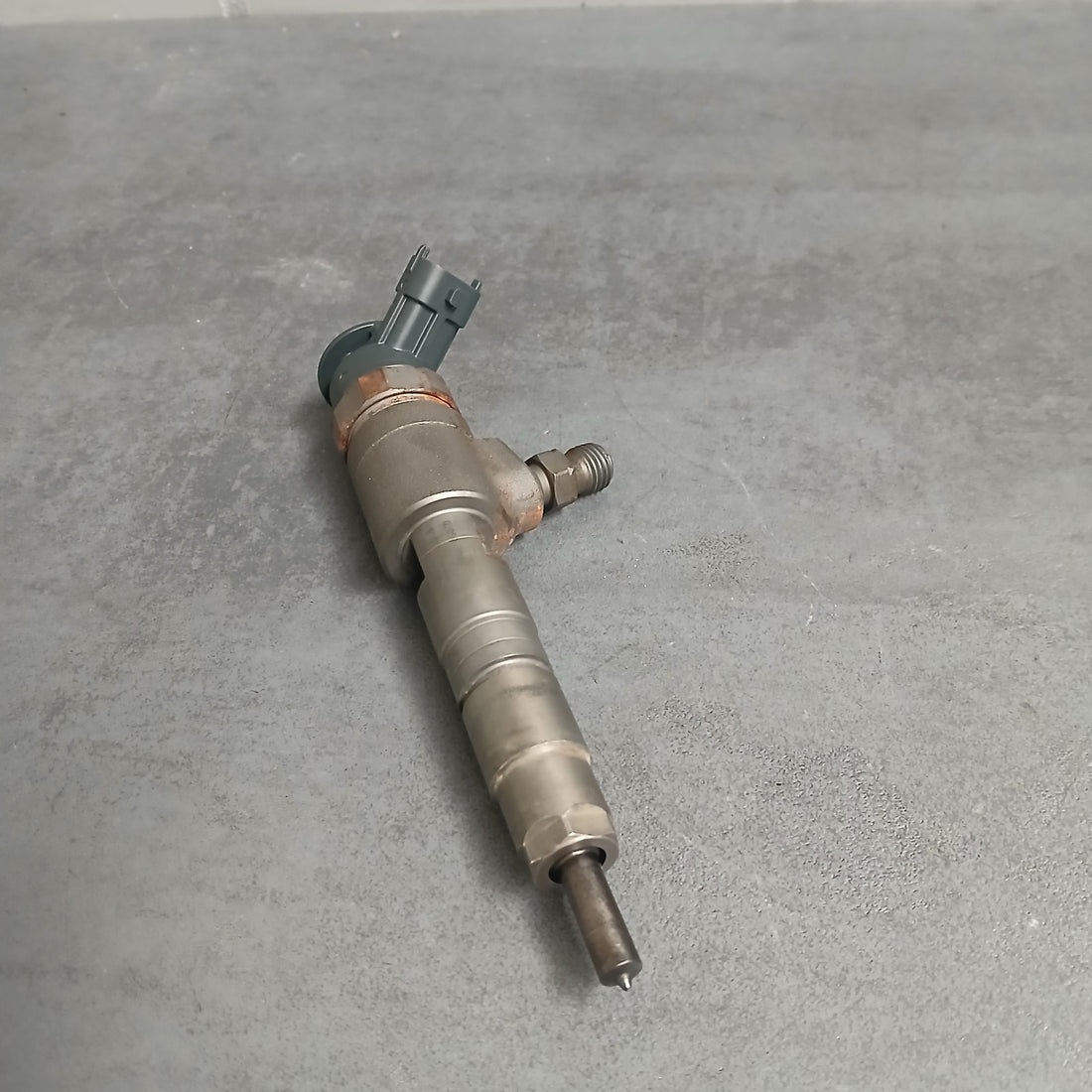 Einspritzdüse Injektor für FORD FIESTA VI 0445110489