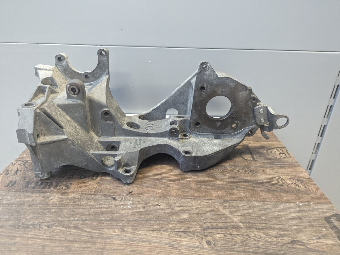 Audi 2.0 TDI Aggregathalter 03L903143H