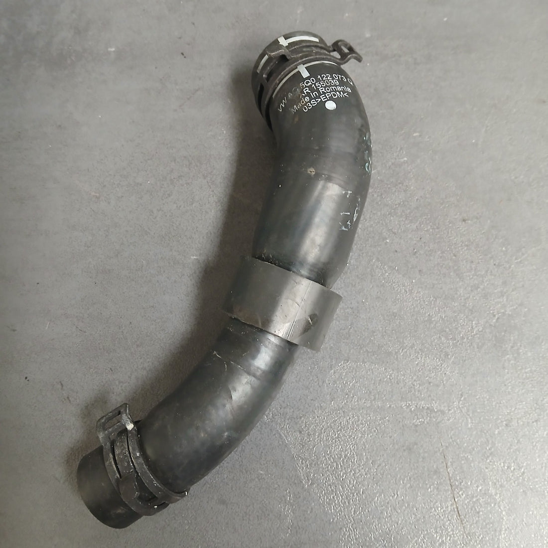 Original VW Audi Seat Skoda Schlauch Leitung Kühlung 5Q0122073Q