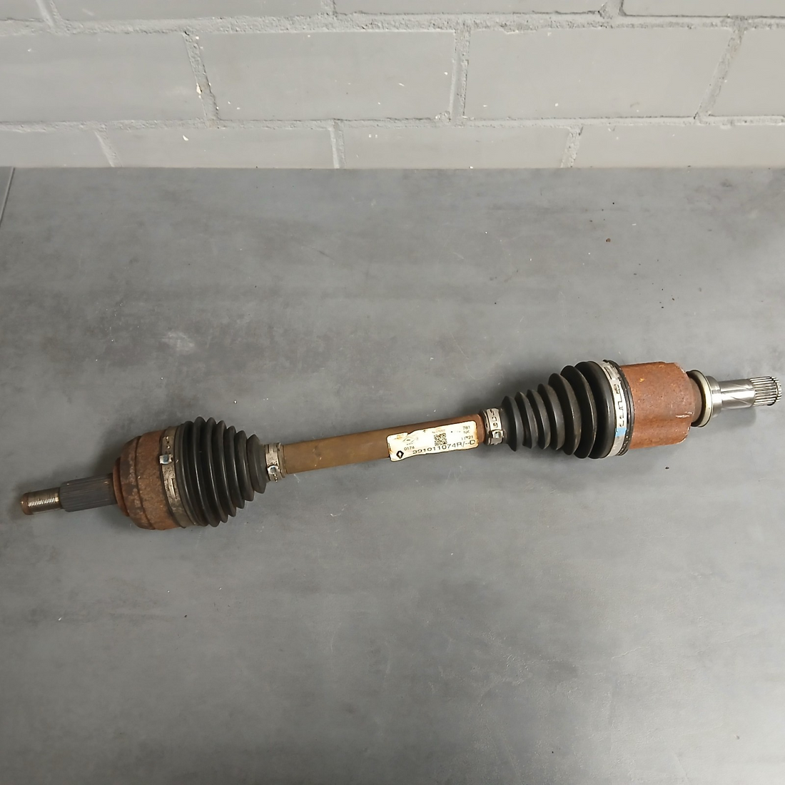 ANTRIEBSWELLE LINKS Original Renault Express Van 1.5 dCi 391011074R