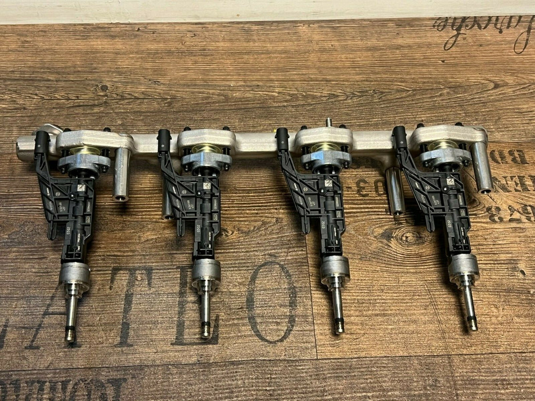 Original BMW G11 730i B48B20B Einspritzleiste Einspritzdüsen 8656548 8665633