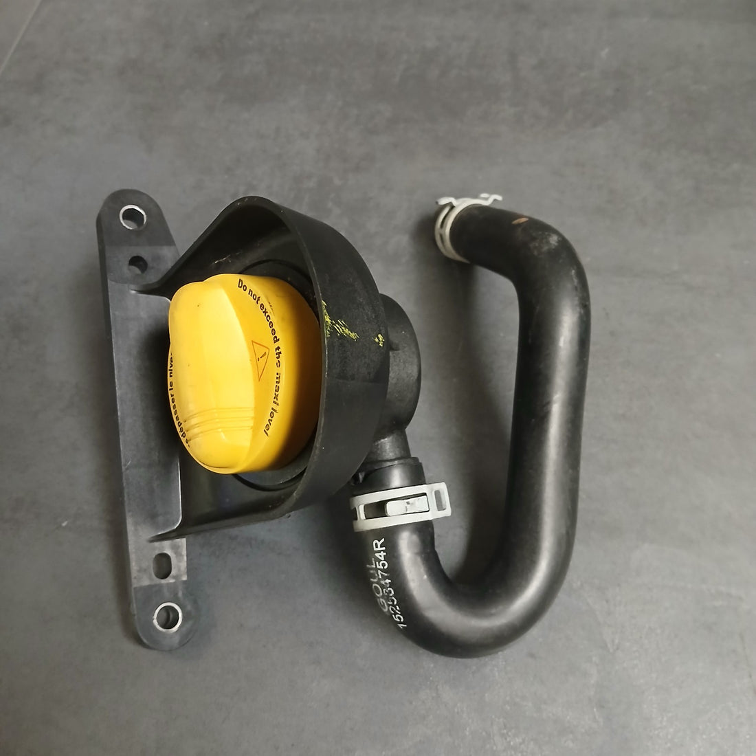 NISSAN OPEL RENAULT ÖL MOTOR FÜLLSCHLAUCH 1.6DCI R9M 152599140R
