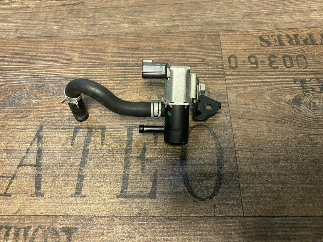 Original Suzuki Swift 1.0 Magnetventil Unterdruckventil K5T48596