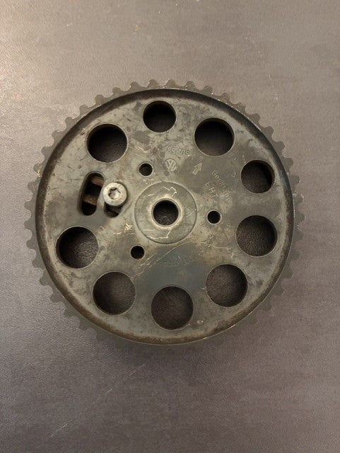 Nockenwellen Zahnriemenrad für VW Audi Skoda 04L109105