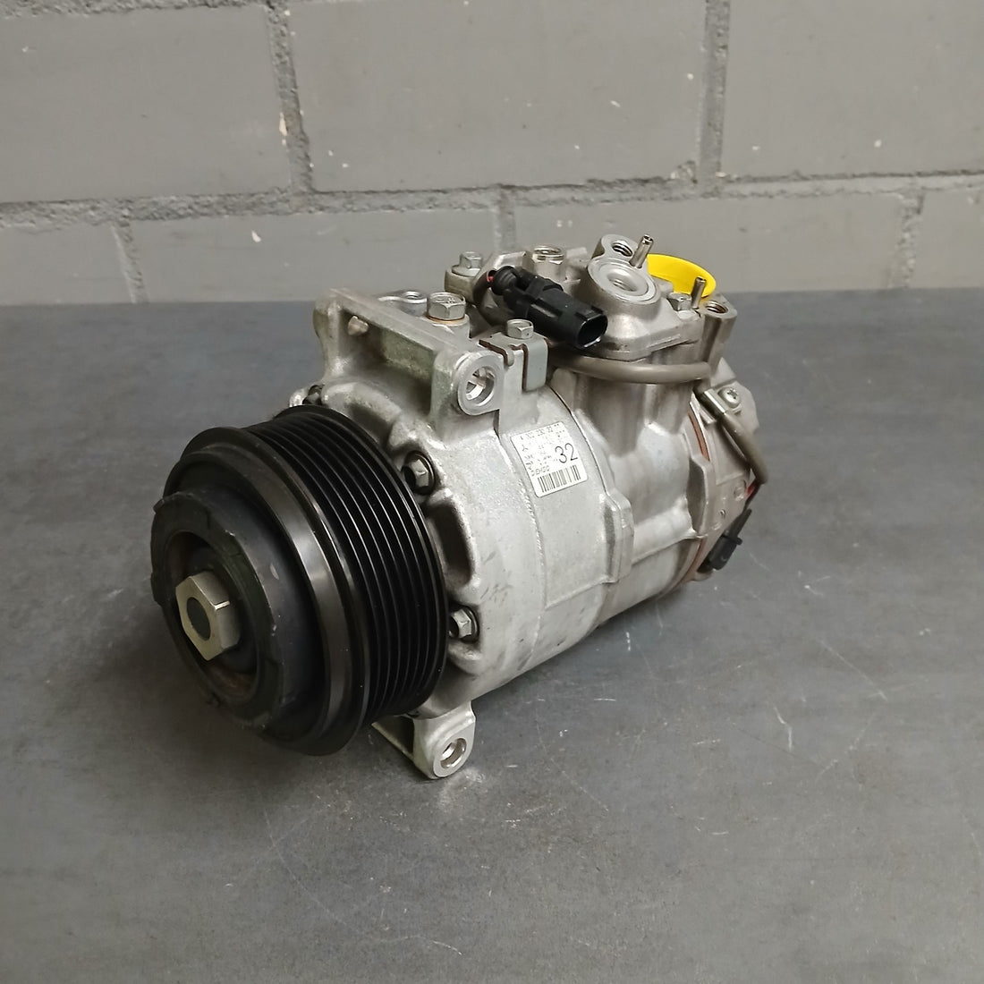 Original Mercedes W207 W212 A207 350 CDI Klimakompressor Kompressor A0022303211