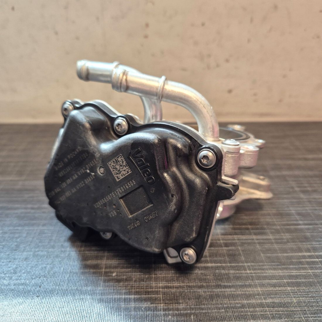 Drosselklappe | VW Passat B8 Audi A3 Seat Skoda Superb 3 2.0 TDI | 04L128059AA
